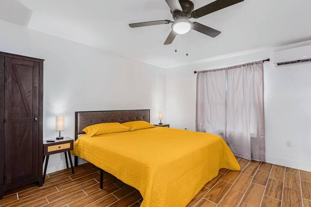 Phoenix Retreat - 1 Bedroom King Suite With 2 Smart Tvs - 10 Min From Airp - Unit B Dış mekan fotoğraf