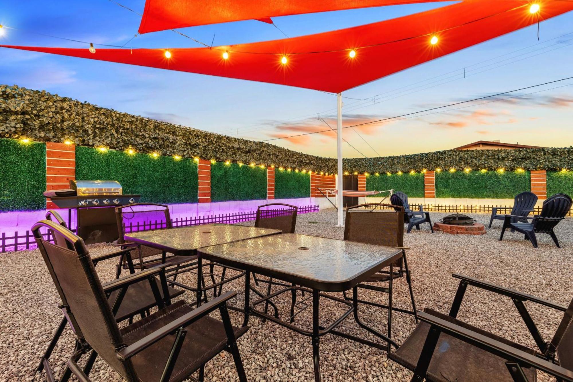 Phoenix Retreat - 1 Bedroom King Suite With 2 Smart Tvs - 10 Min From Airp - Unit B Dış mekan fotoğraf